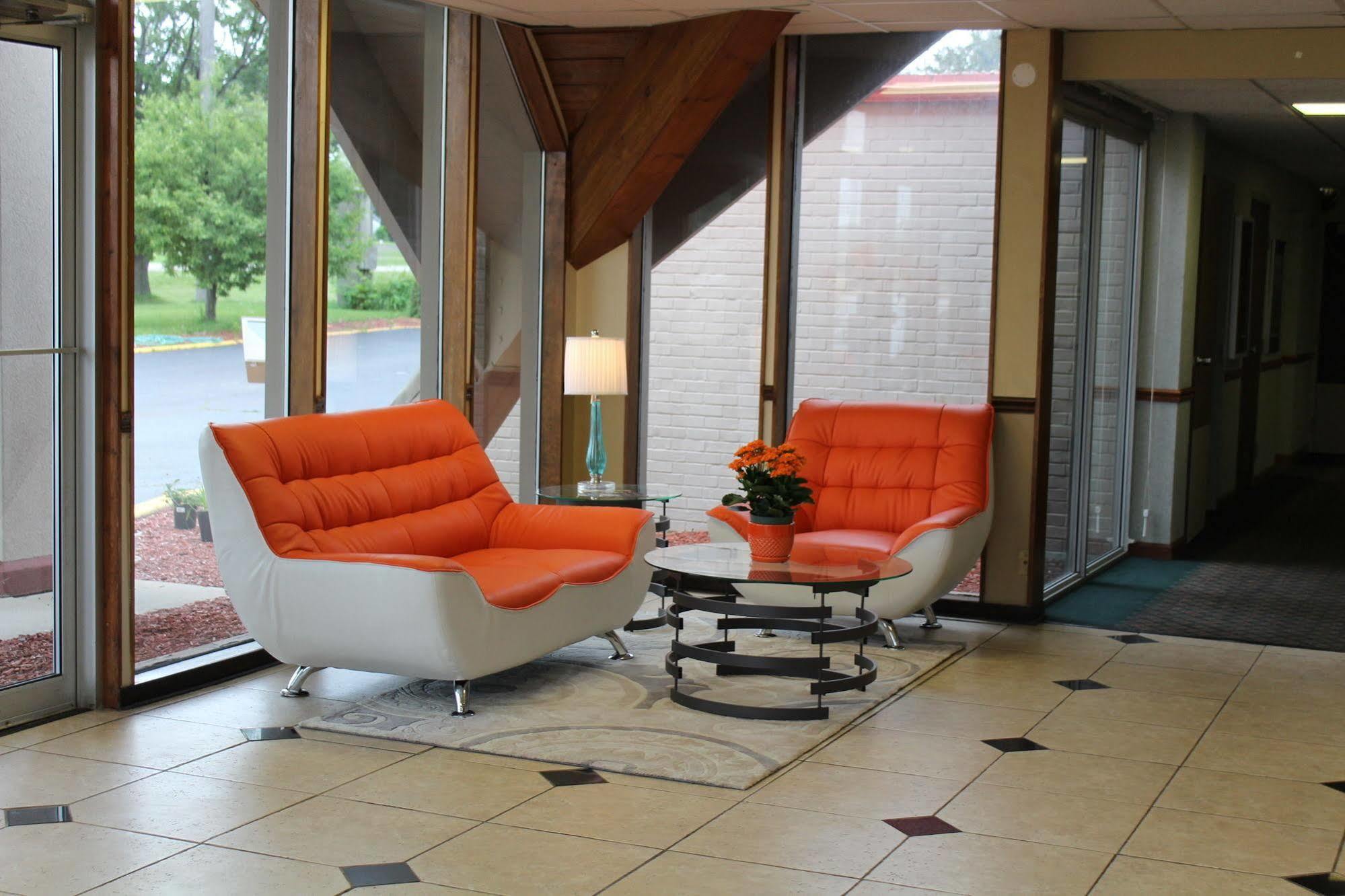 Rodeway Inn & Suites Rockford Ngoại thất bức ảnh